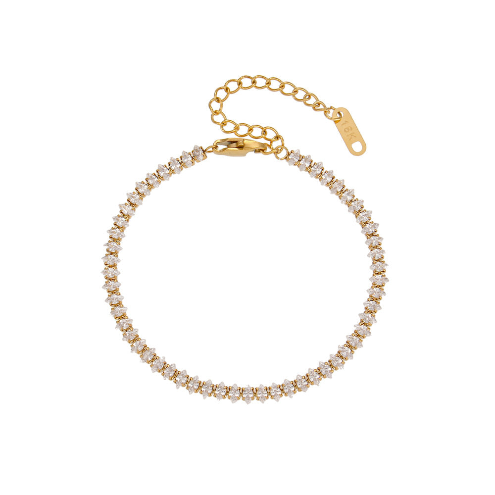Fashionable Geometric Stainless Steel Plated Diamond-Cut Zirconia Clavicle Necklace for Women