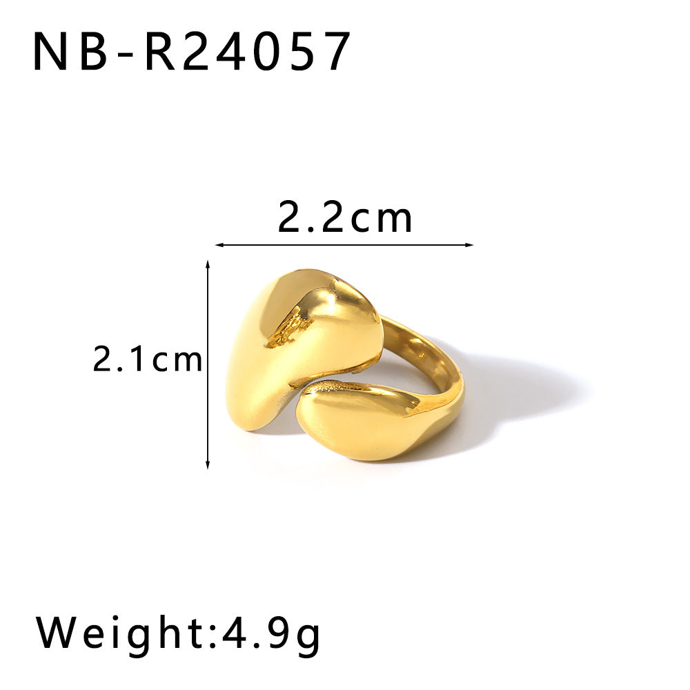 Anello Geometrico Intagliato in Acciaio al Titanio con Linee Accentate Placcate Oro 18K per Unisex