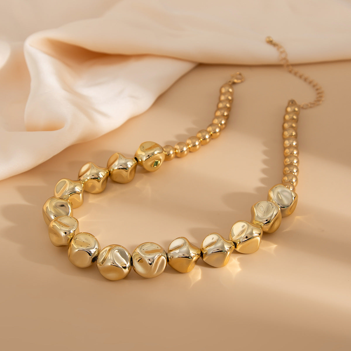 Minimalist Geometric Acrylic Beaded Necklace Plated Cable Chain for Women