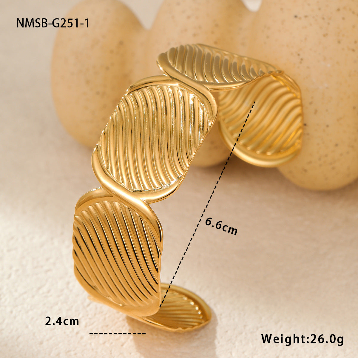 Fashion OL Geometric Hollow 18K Gold Plated Stainless Steel Bracelet for Women