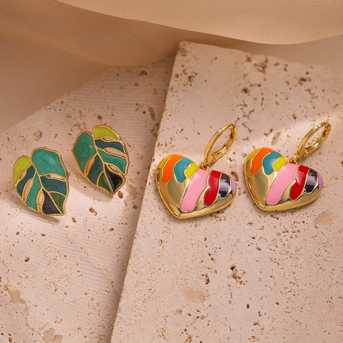 Minimalist Heart-Shaped Copper Earrings with Gold Plating and Enamel Finish for Women