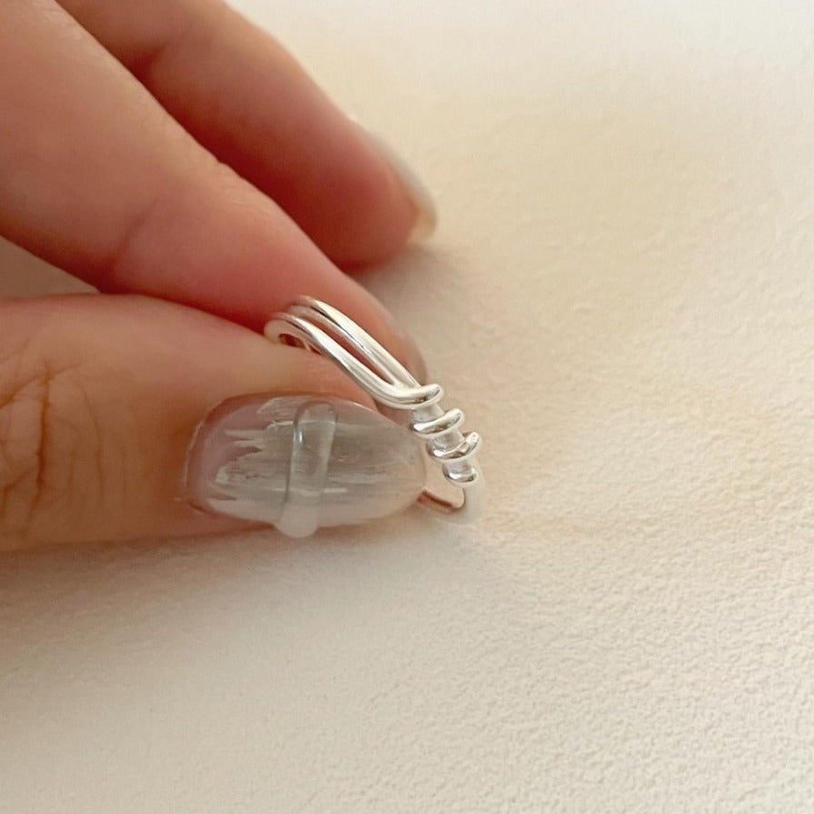 Anello minimalista vintage da donna con nodo d'argento, motivo a corda intrecciata e forma a cuore in argento sterling 925