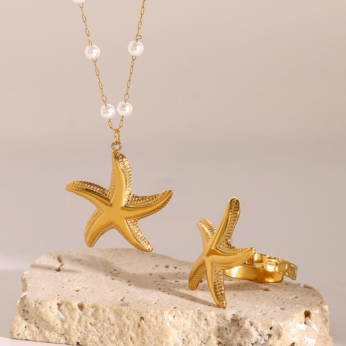 Minimalist Stainless Steel Plated Starfish Pearl Pendant Necklace for Women