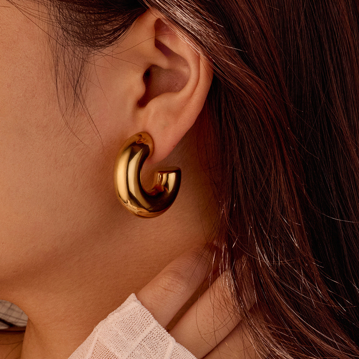 Pendientes minimalistas de acero inoxidable con forma de C, chapados en oro de 18 quilates, de moda para mujer