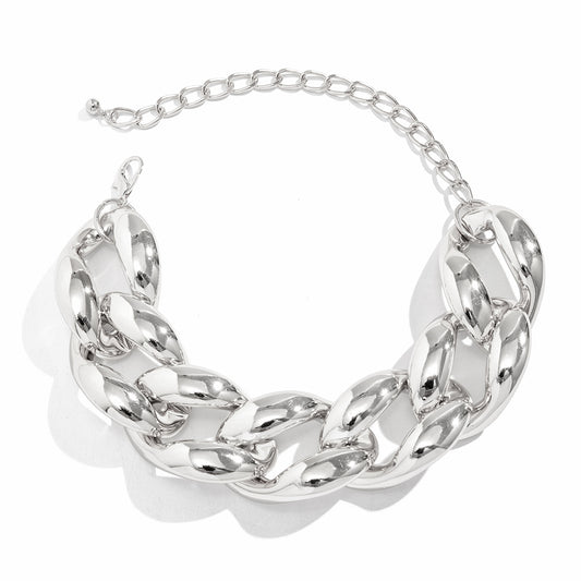 Collar geométrico atrevido punk para mujer con cadena de metal y cruz