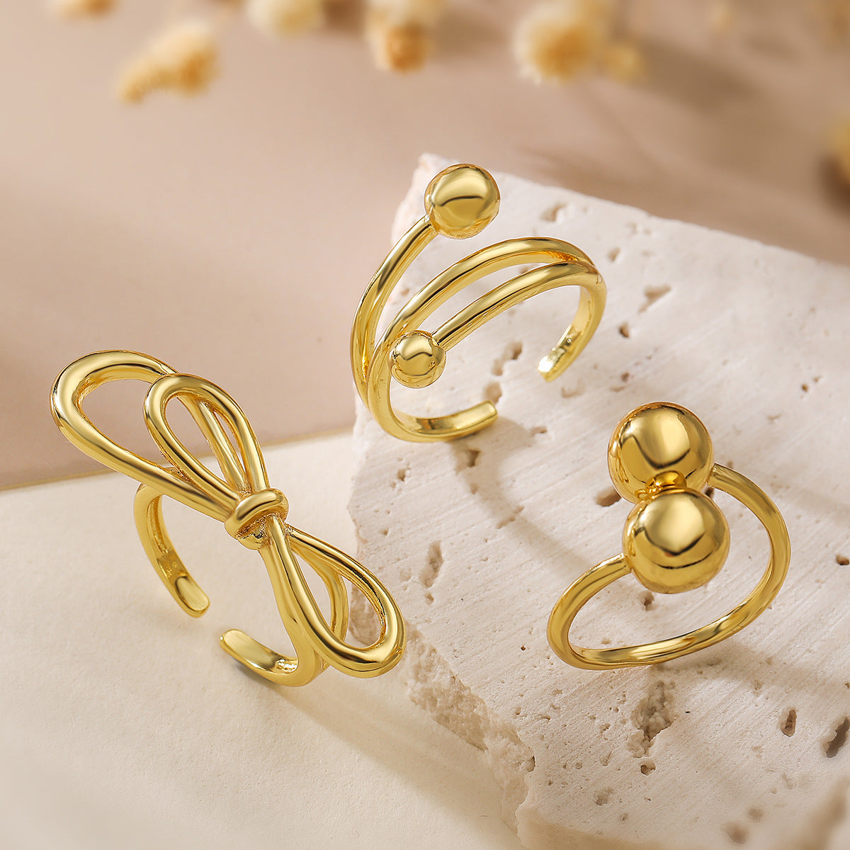 Minimalist Geometric Bowknot Shaped Copper Ring with 18K Gold Plating for Women