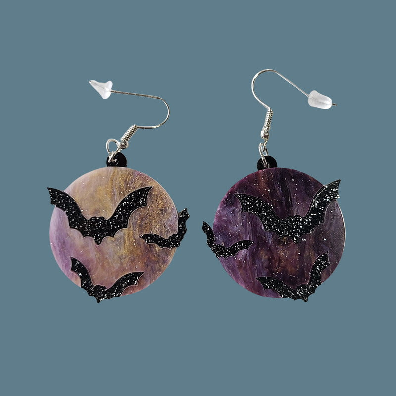 Orecchini asimmetrici in acrilico per Halloween con lettere glitterate, motivi di zucca, fantasma, teschio, scheletro e ragno