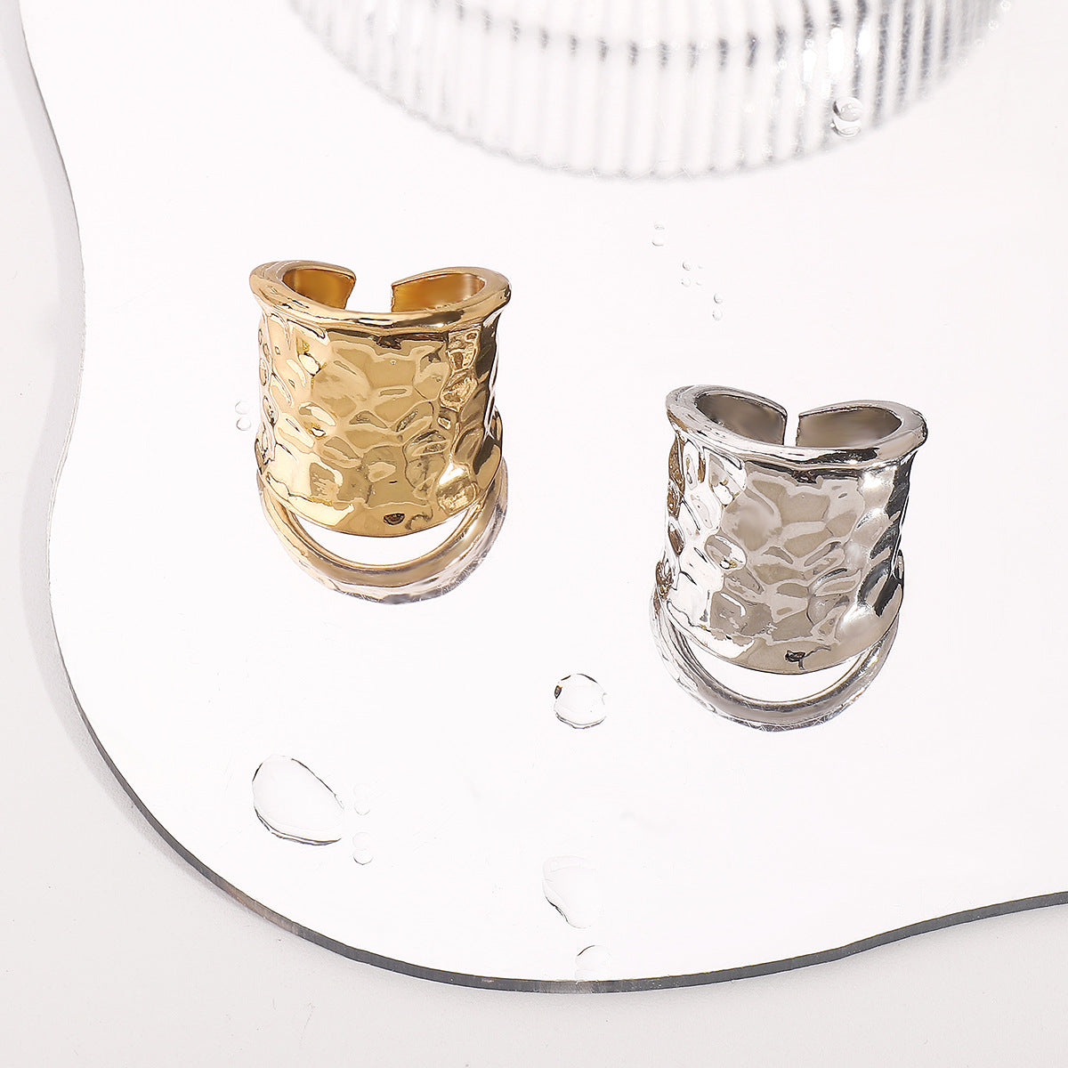 Anillo Abierto Irregular Geométrico de Aleación con Acabado Galvanizado para Mujer
