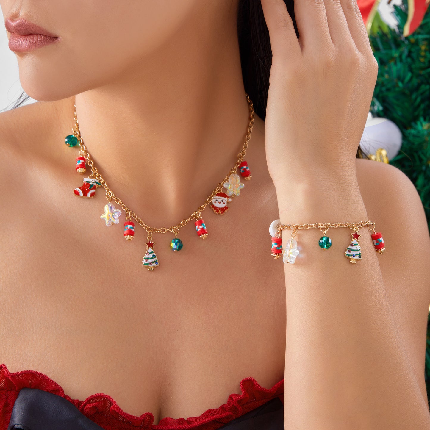 Fashion Christmas Tree Snowflake Santa Claus Pendant Necklace and Bracelet Set for Women with Alloy Construction and Electroplated Finish