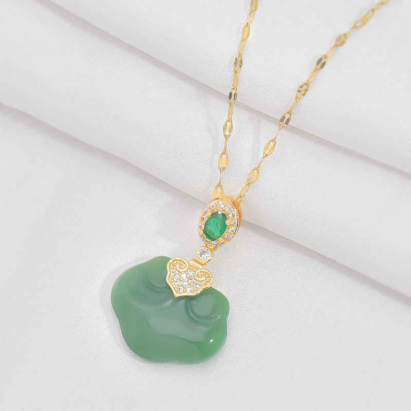 Vintage Chinese Style Irregular Cloud Pattern Jade Pendant Necklace for Women with Titanium Steel Snake Chain and Plated Finish