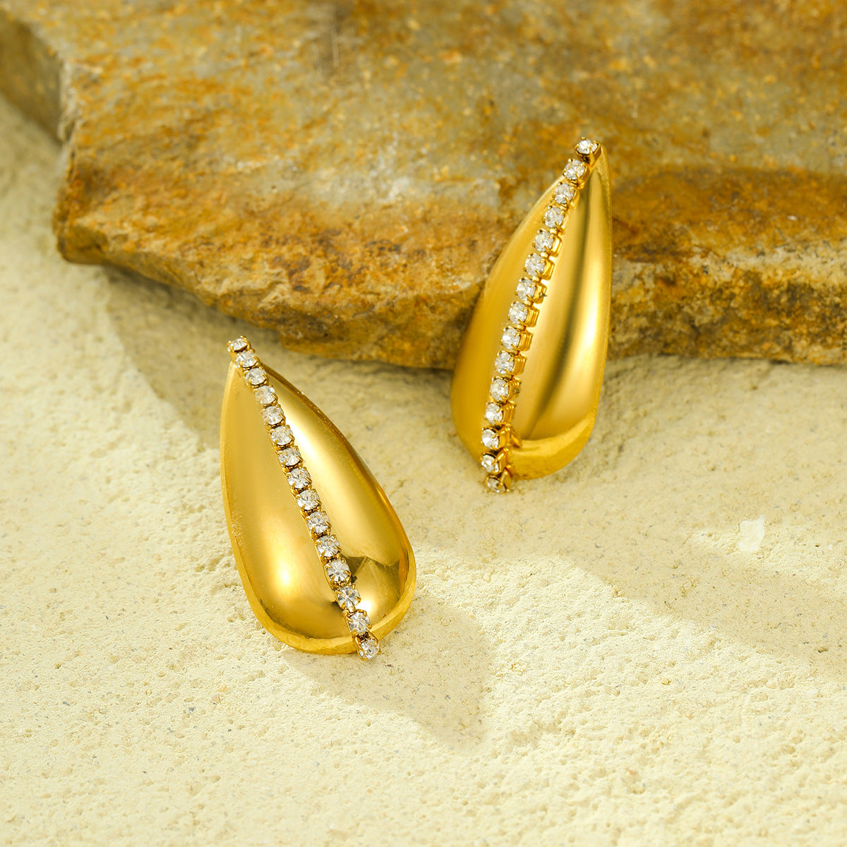 Pendientes de mujer de acero inoxidable con formas geométricas, baño de oro de 18K y incrustaciones de diamantes de imitación