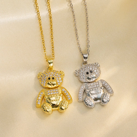 Collar con colgante de oso minimalista de lujo para mujer en acero de titanio con incrustaciones de diamantes de imitación en cadena tipo O