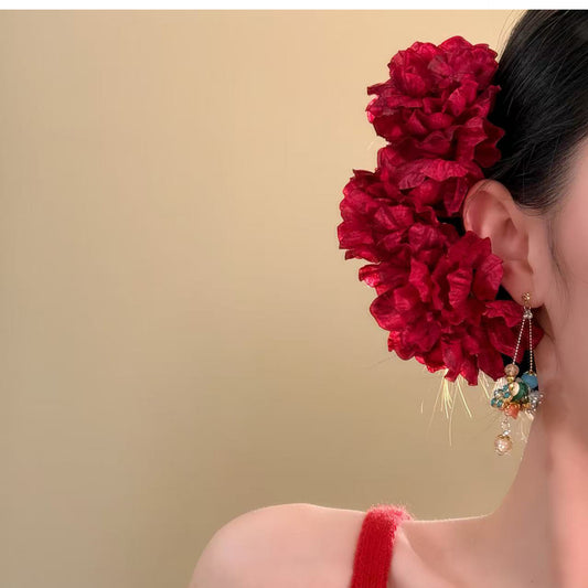 Handmade Fabric Floral Hairpin for Women with Elegant Vintage Style and Minimalist Design, Lightweight Luxe Hair Accessory