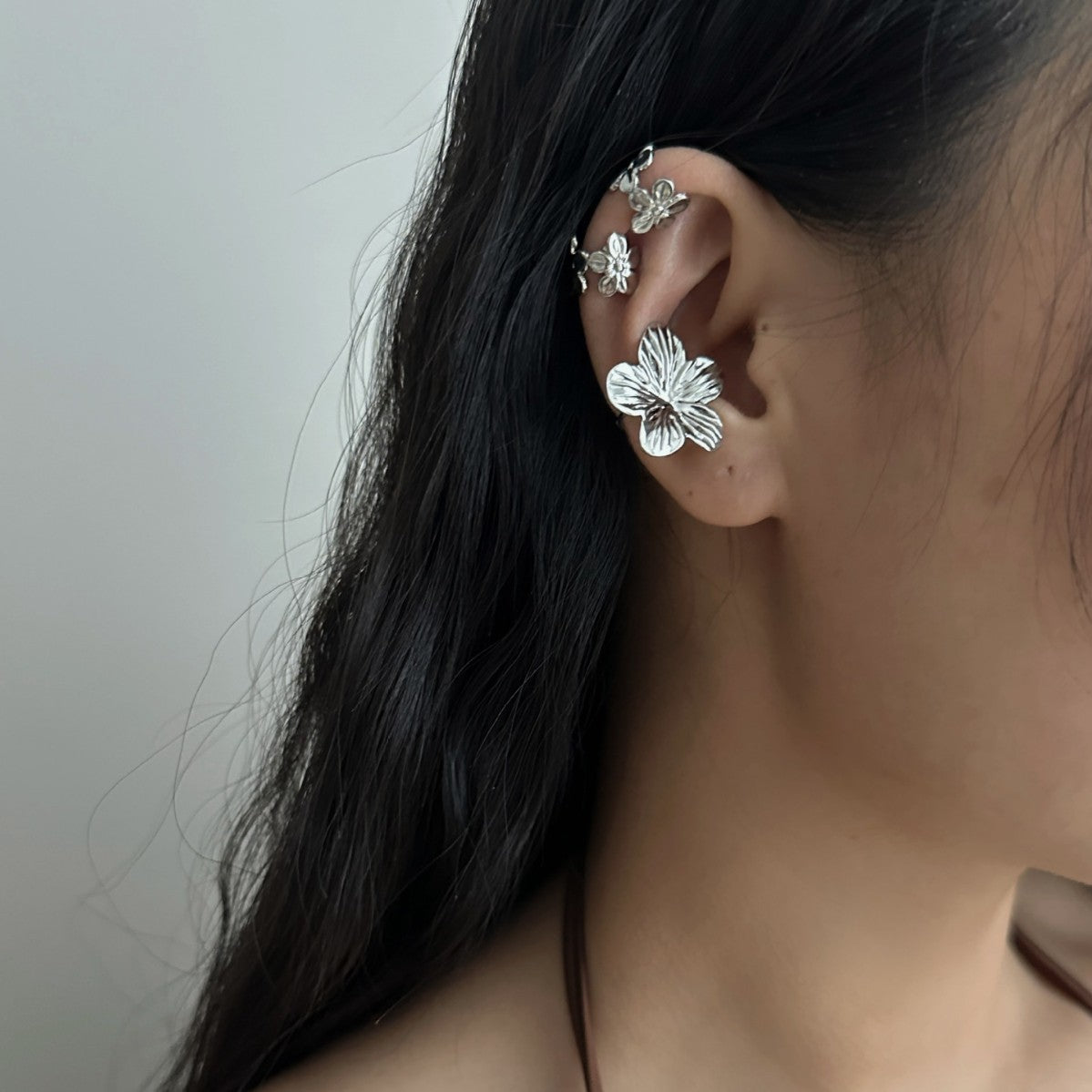 Orecchini a Clip da Donna a U in Lega, Minimalisti, Eleganti, Placcati, con Motivo Floreale