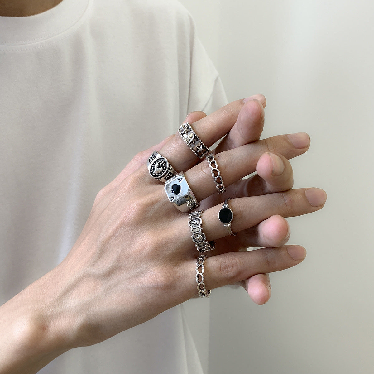 Vintage Gothic Punk Heart Shaped Alloy Plated Ring for Women