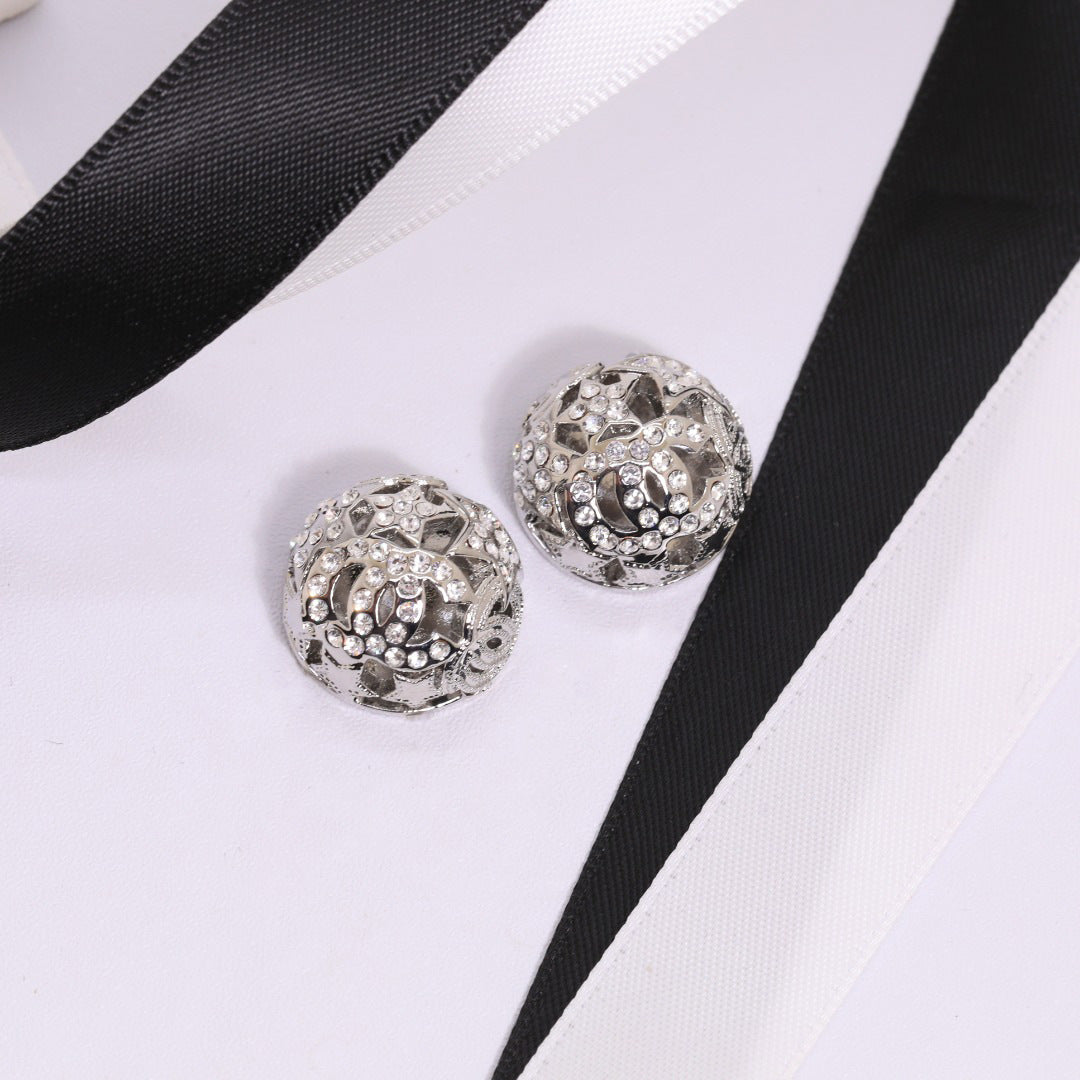 Collana da donna in ottone placcato oro di lusso con strass geometrici a stella rotonda