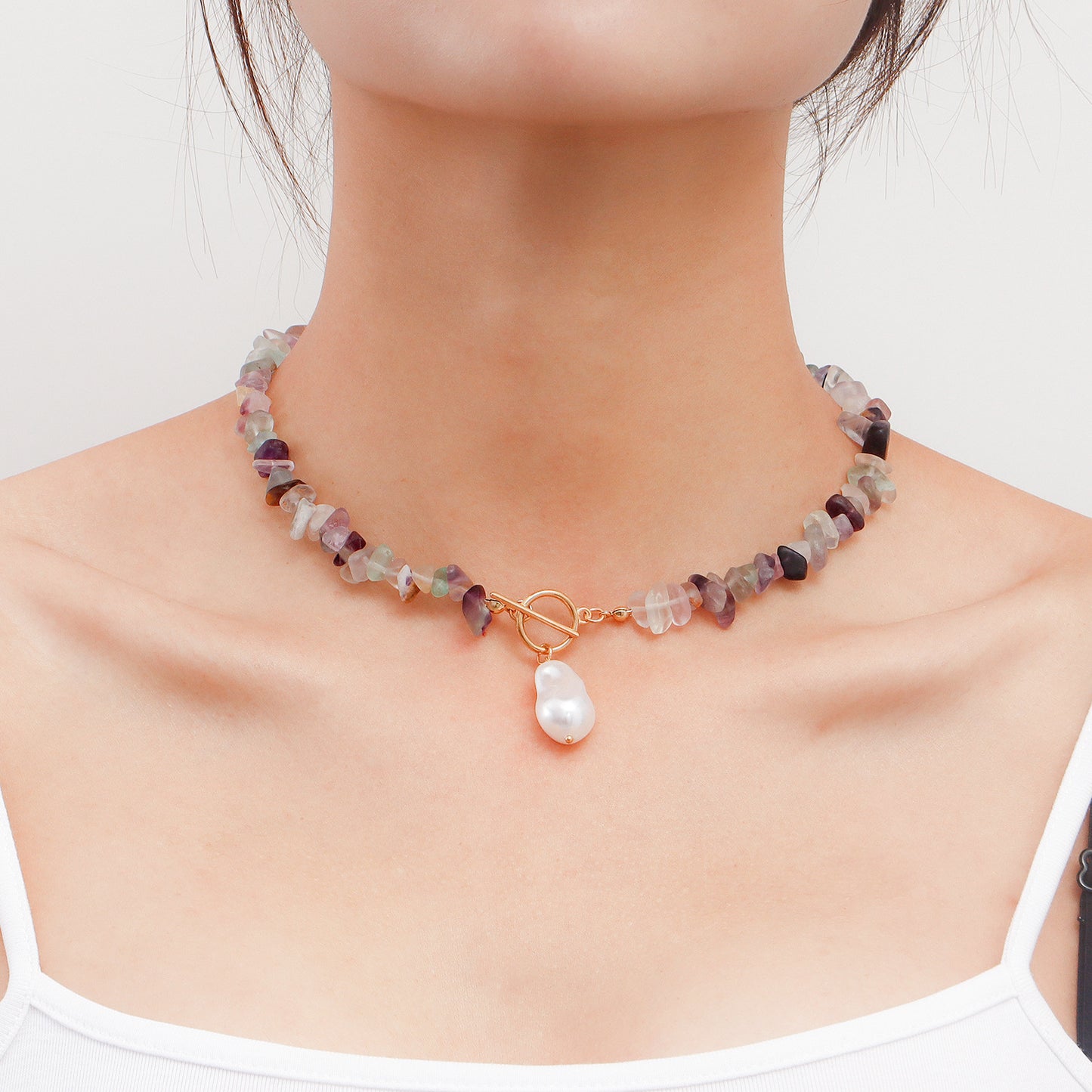 Minimalist Geometric Alloy Necklace with Pearl Accents and Turquoise Beads for Women