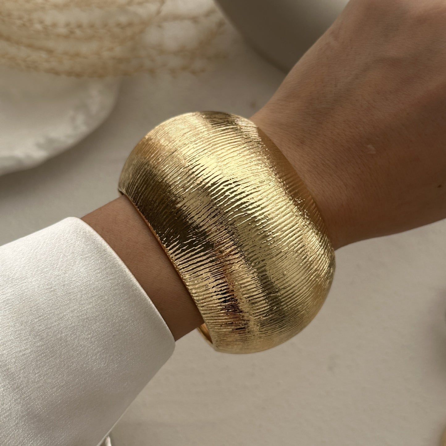 Set di bracciali a polsino placcati in lega geometrica per impieghi gravosi