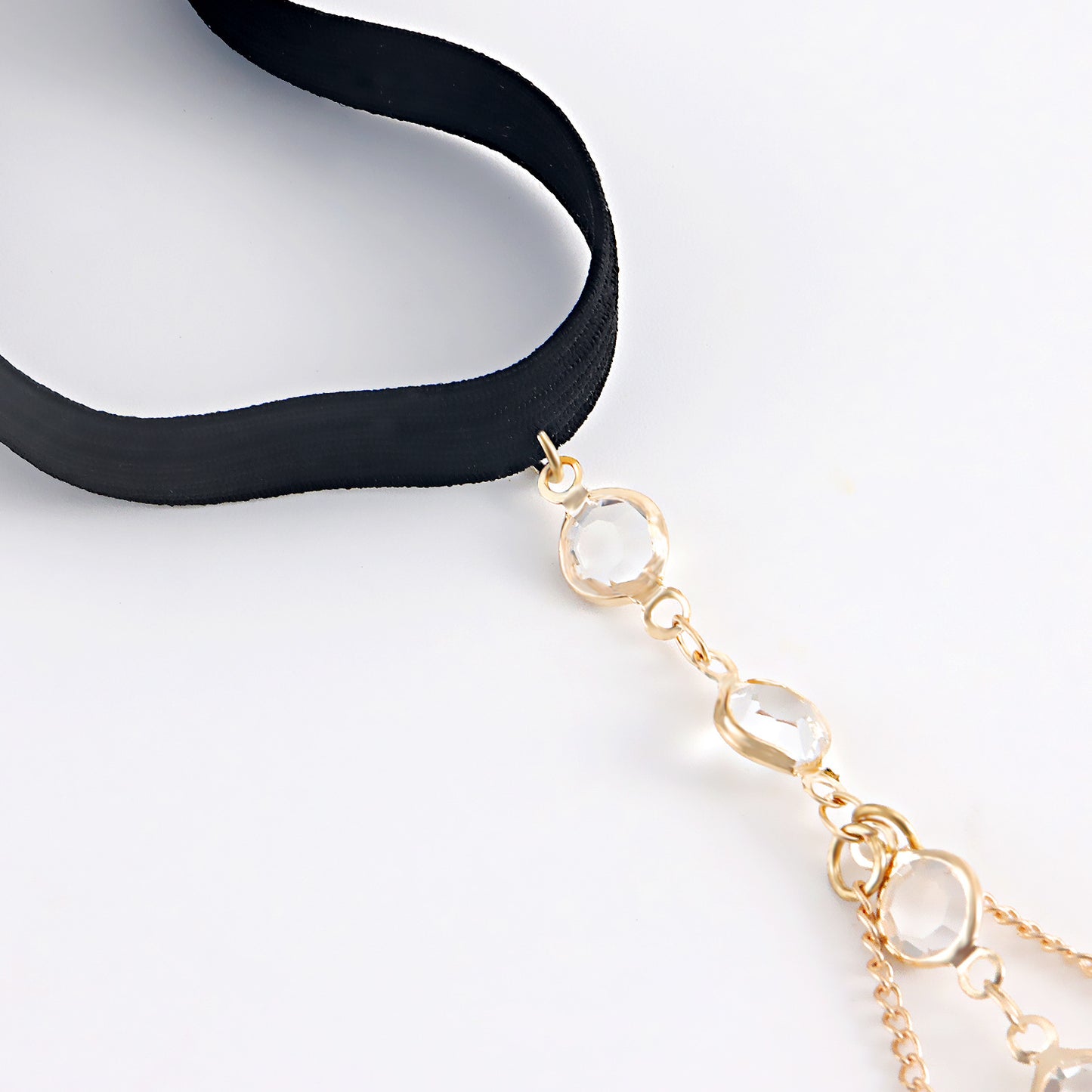 Geometric Alloy Anklet for Women with Rhinestone Accents Minimalist Fashion Leg Chain for Beach and Street Style