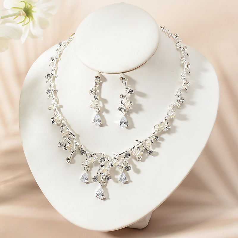Luxury Elegant Rhinestone Heart Teardrop Pendant Necklace and Earrings Set for Women Wedding Party