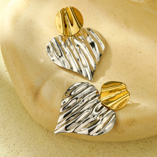 Vintage Irregular Heart-Wave Pattern Titanium Steel Earrings for Women with Plated Finish