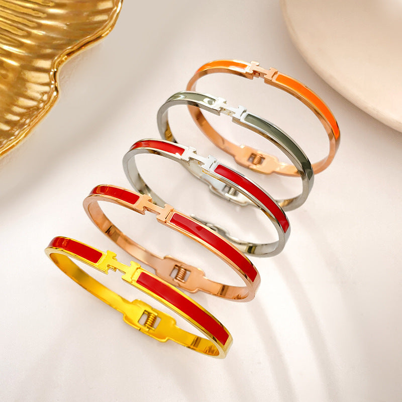 H Letter Drip Oil Plated Titanium Steel Bracelet