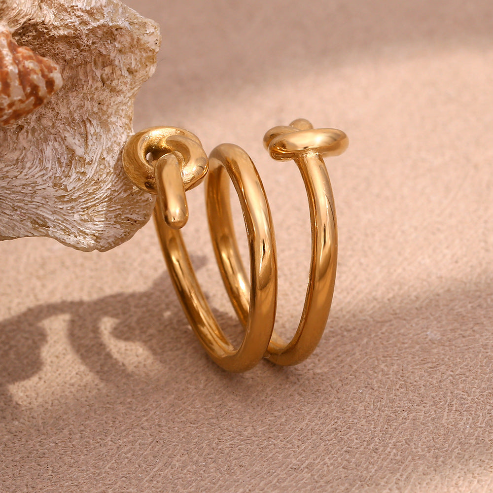 Anello creativo geometrico in acciaio inossidabile da donna, placcato oro 18 carati con design a triplo nodo