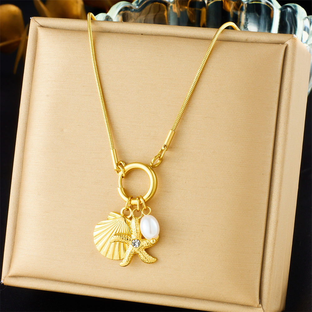 Collana da donna con ciondolo a stella marina e conchiglia, placcata oro su catena snake, in acciaio inossidabile, a tema oceanico