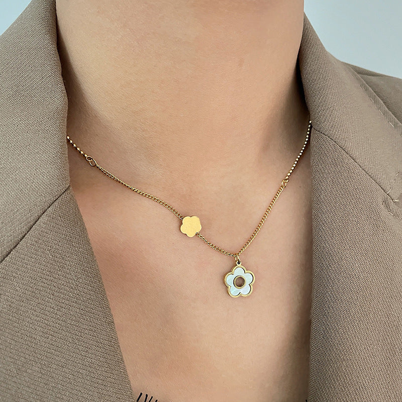 Collana Vintage da Donna con Fiore di Camelia Francese Ciondolo in Acciaio Inossidabile con Finitura Placcata Design Floreale Locket Catena