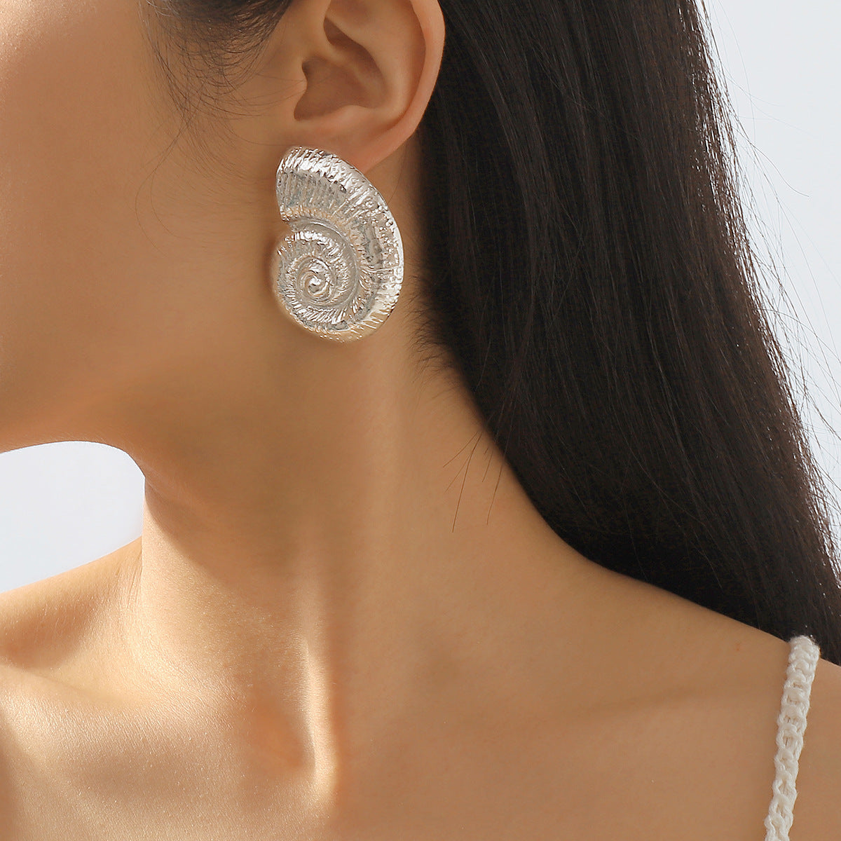 Orecchini a conchiglia geometrici da donna stile vacanza retrò in lega con finitura galvanica