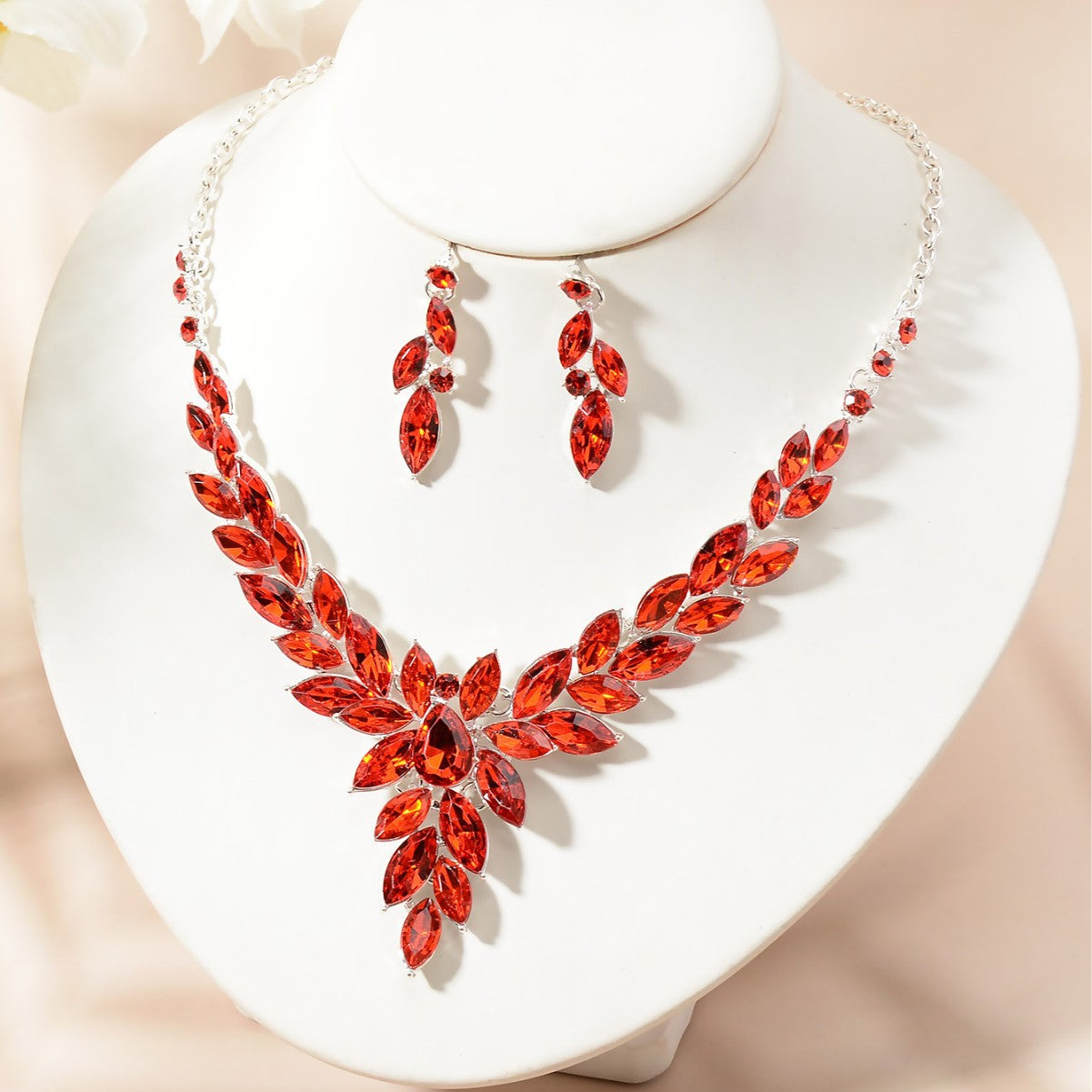 Vintage Luxury Floral Crystal Plated Alloy Necklace and Earring Set for Women
