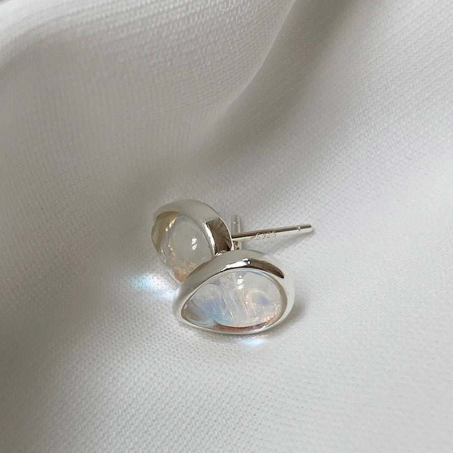 Orecchini da donna minimalisti a goccia in argento sterling 925 con intarsio in strass AB