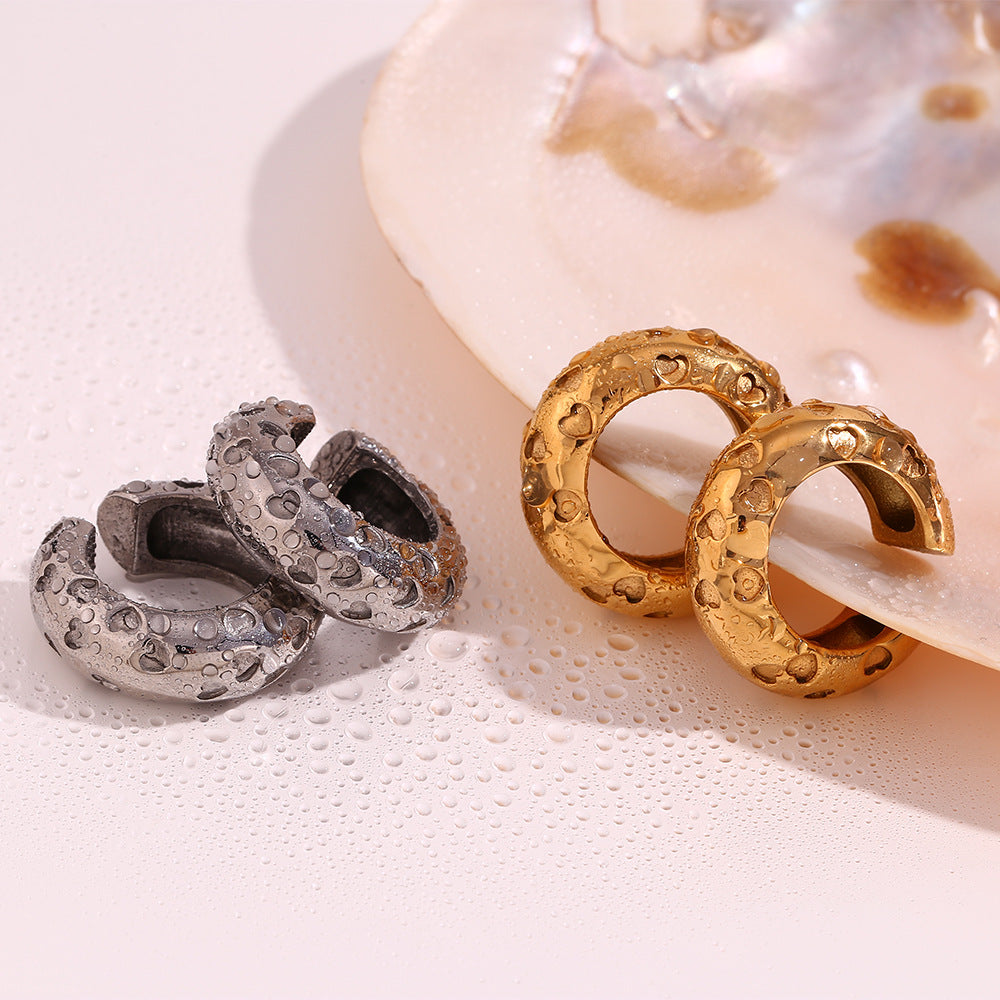 Orecchini a clip da donna in acciaio inossidabile placcato oro 18 carati a forma di cuore geometrico in stile vintage