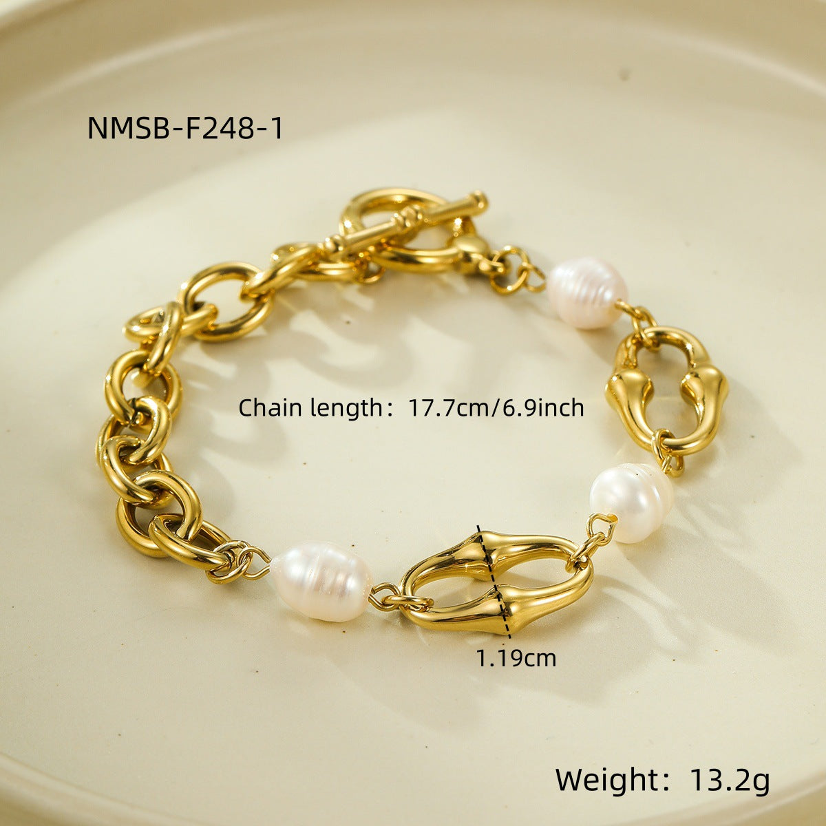 Bracciale Geometrico alla Moda in Acciaio al Titanio con Placcatura in Oro 18K e Intarsio di Perle da Donna