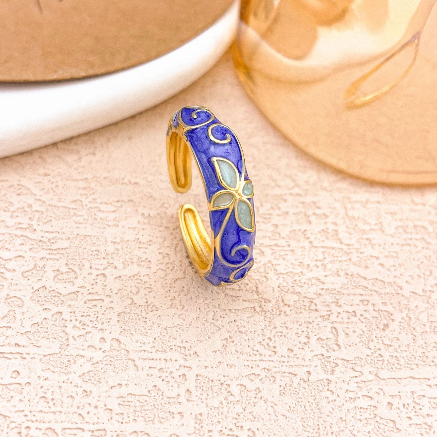 Luxury Elegant Floral Enamel Drip Oil Plated Alloy Round Ring for Women
