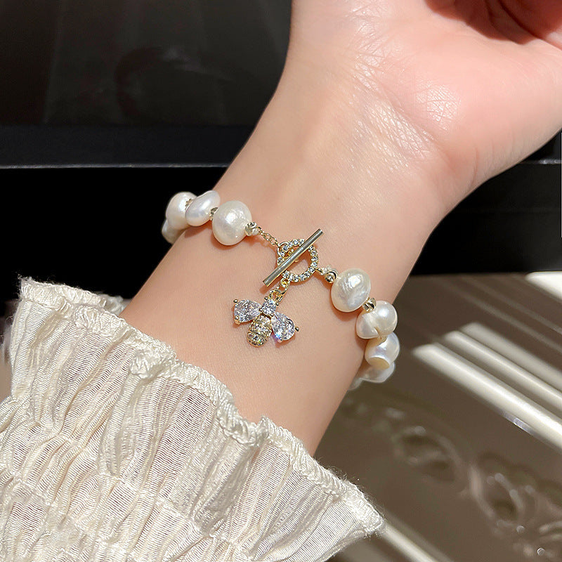 Vintage Luxury Geometric Cubic Zirconia Inlaid Pearl Bracelet for Women