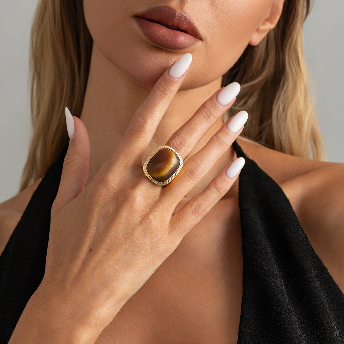 Vintage Gradient Gemstone Square Plated Alloy Ring for Women