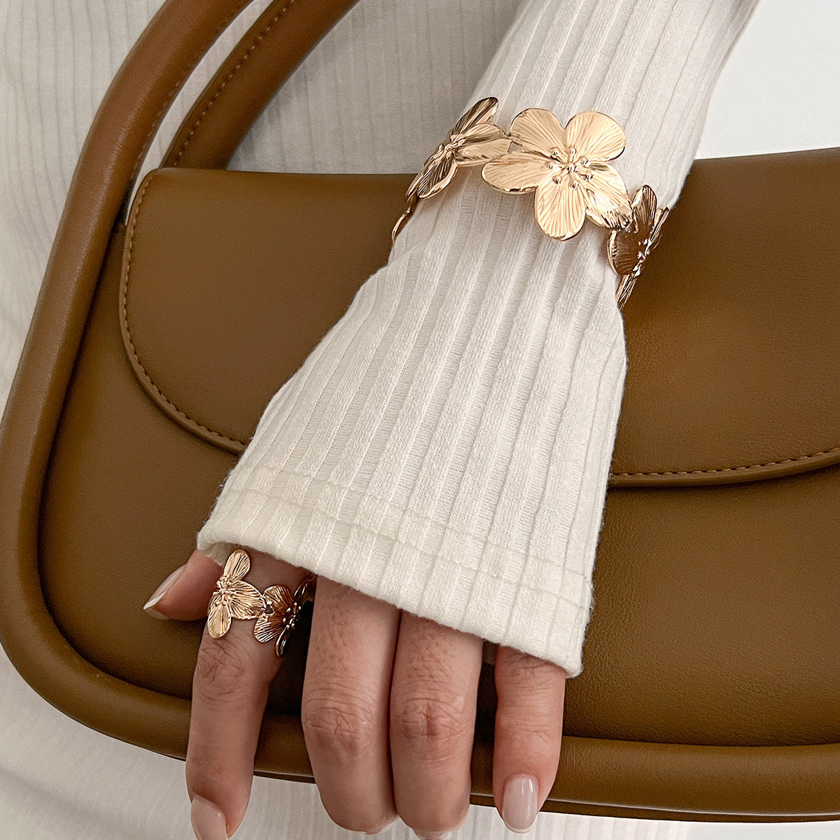 Minimalist Starfish and Butterfly Open Bangle Bracelet Set for Women with Electroplated Metal Finish