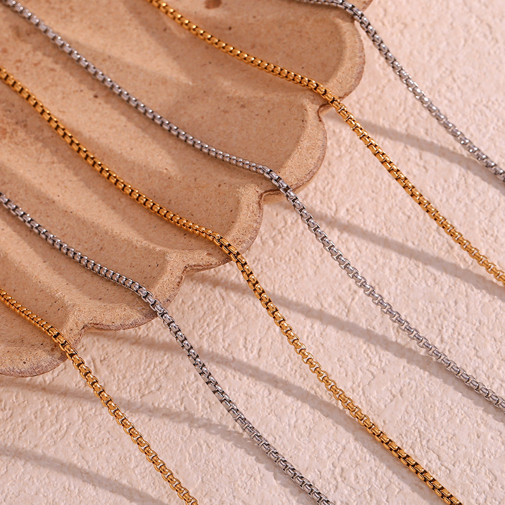 Minimalist Geometric Titanium Steel Plated 18K Gold Pearl Chain Necklace for Women