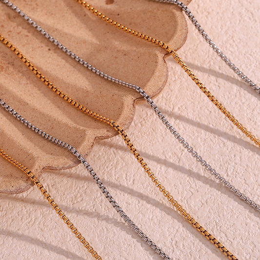 Minimalist Geometric Titanium Steel Plated 18K Gold Pearl Chain Necklace for Women
