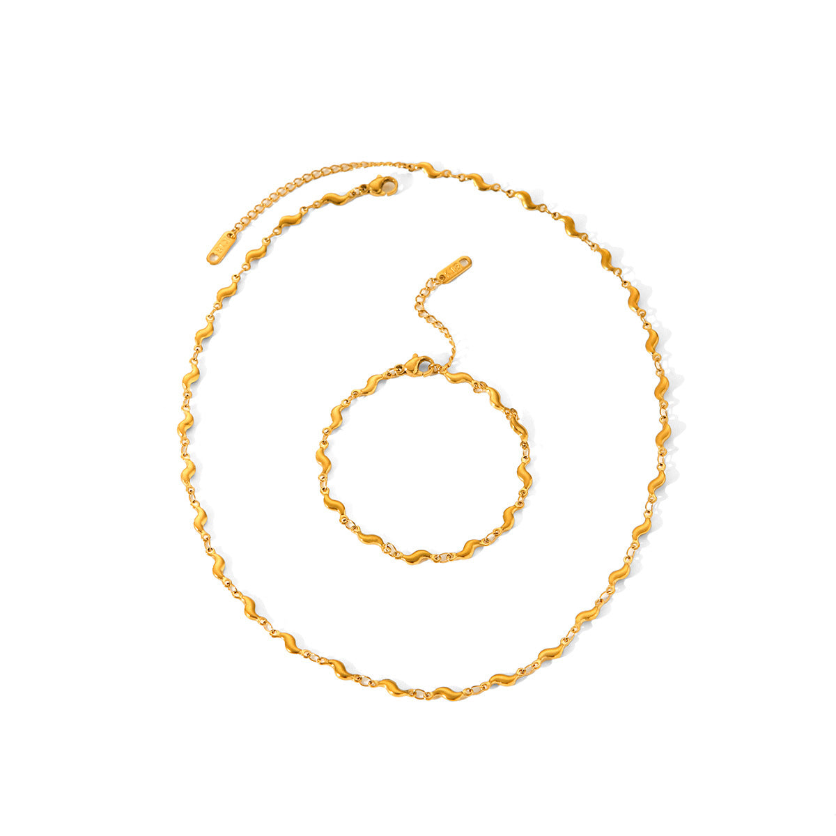 Wavy Geometric Stainless Steel Necklace for Women with Plated Finish and Water Wave Chain Design