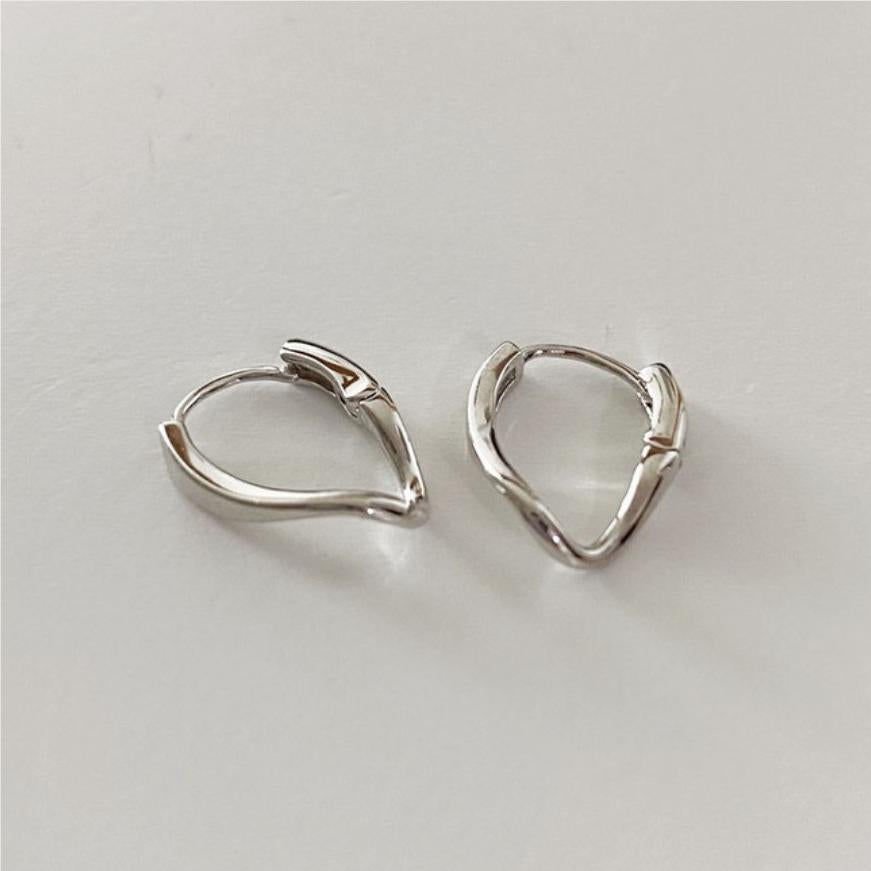Minimalist Geometric Letter-Shaped 925 Sterling Silver Stud Earrings with Gold Plating for Women