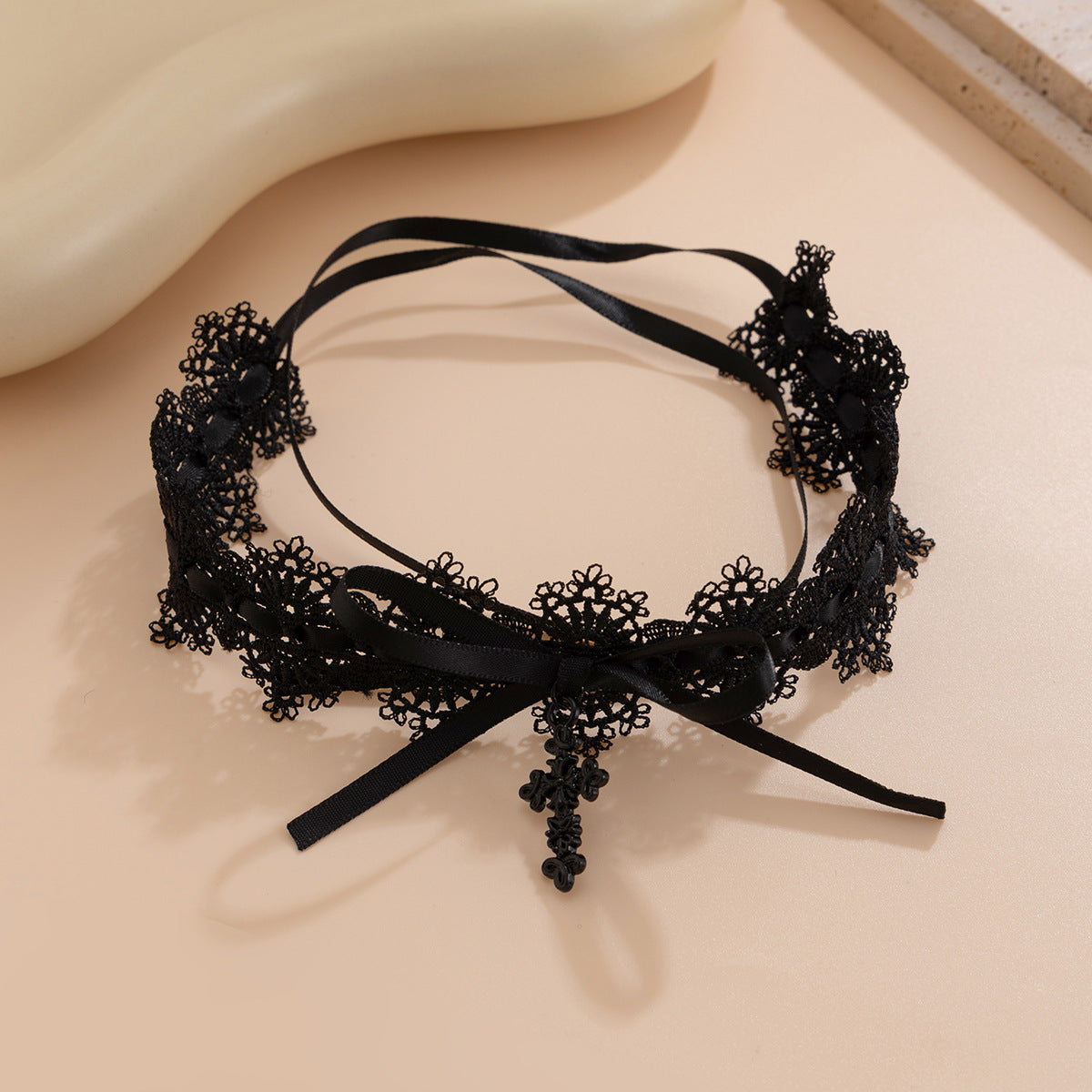 Gothic Heart Pendant Alloy Plated Necklace with Lace and Bow for Women