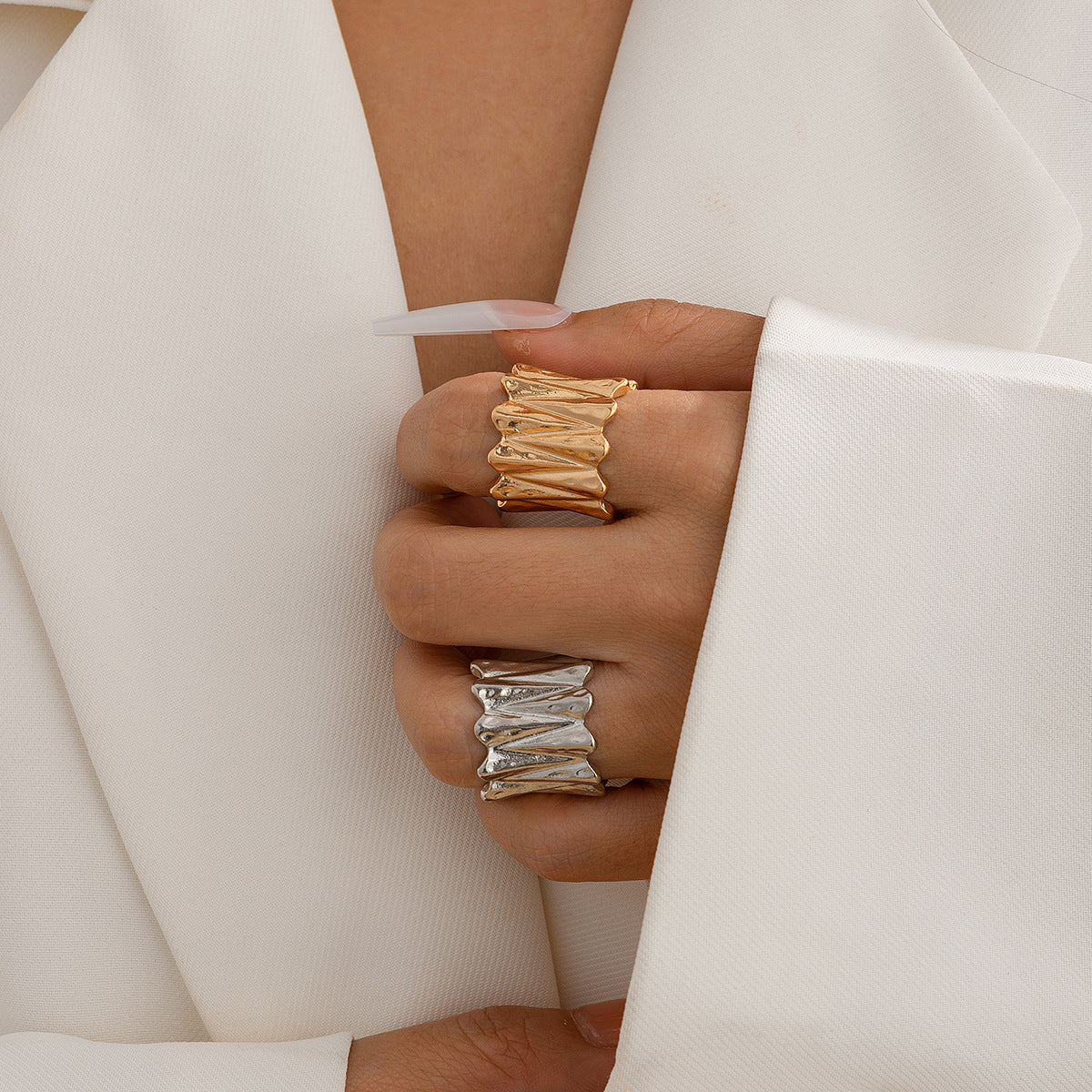 Hip-hop Geometric Teardrop Plated Alloy Ring for Women