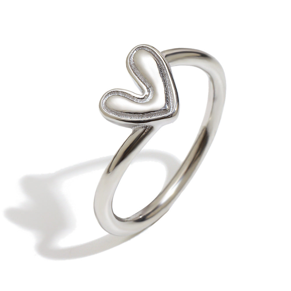 Anello Minimalista a Cuore da Donna in Acciaio Inossidabile Placcato Oro 18K