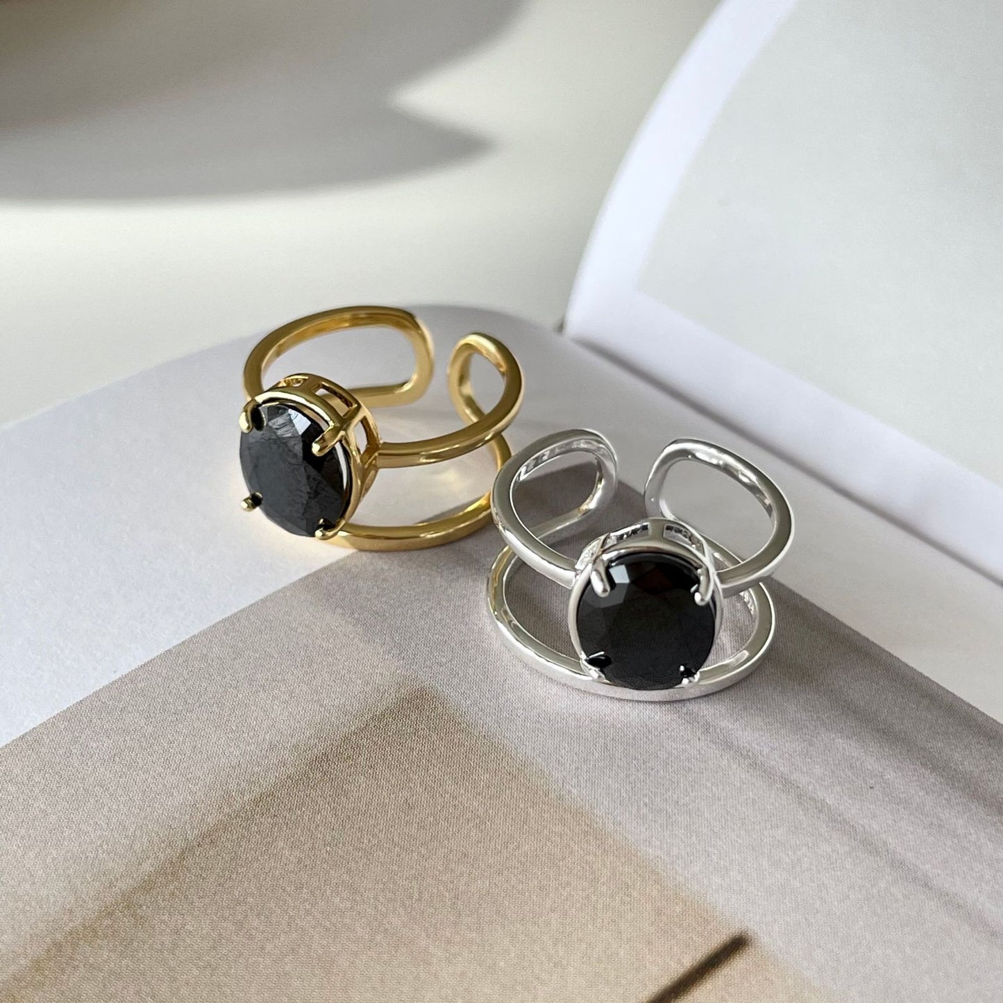 Minimalist Double-Band S925 Sterling Silver Ring for Women with Black Zirconia Inlay