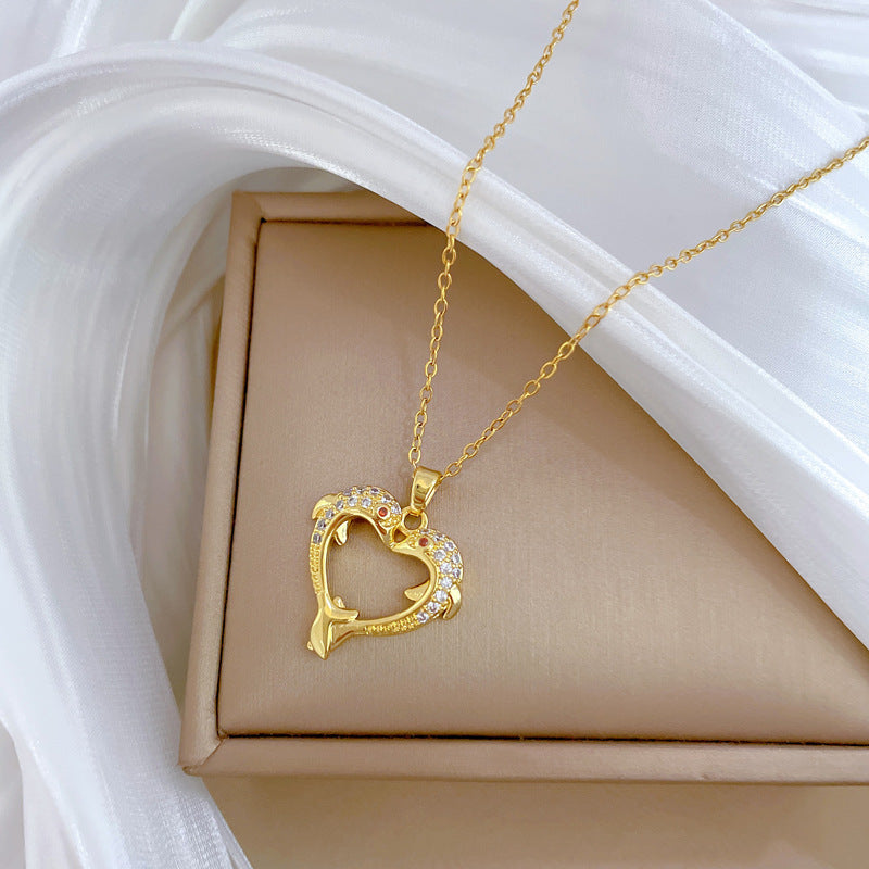 Minimalist Heart-Shaped Titanium Steel Necklace with Rhinestone Inlay for Women and Men, Delicate Clavicle Chain