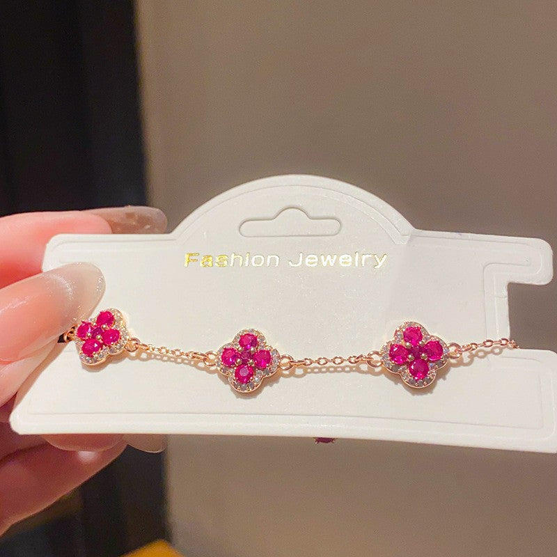 Luxury Elegant 18K Gold Plated Brass Floral Inlaid Cubic Zirconia Bracelet for Women