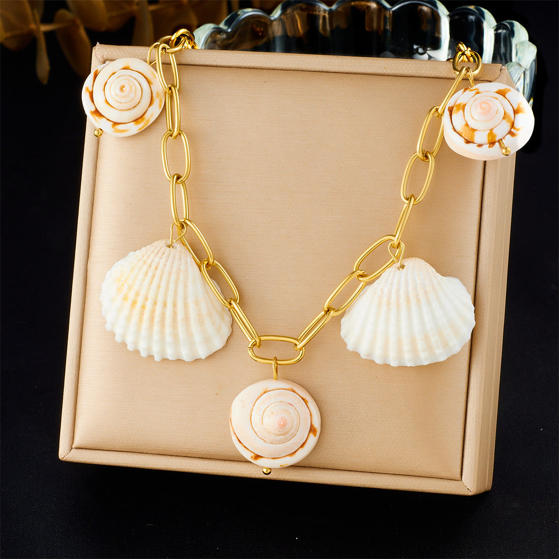 Bohemian Gold Plated Seashell Conch Shell Pendant Curb Chain Necklace for Women