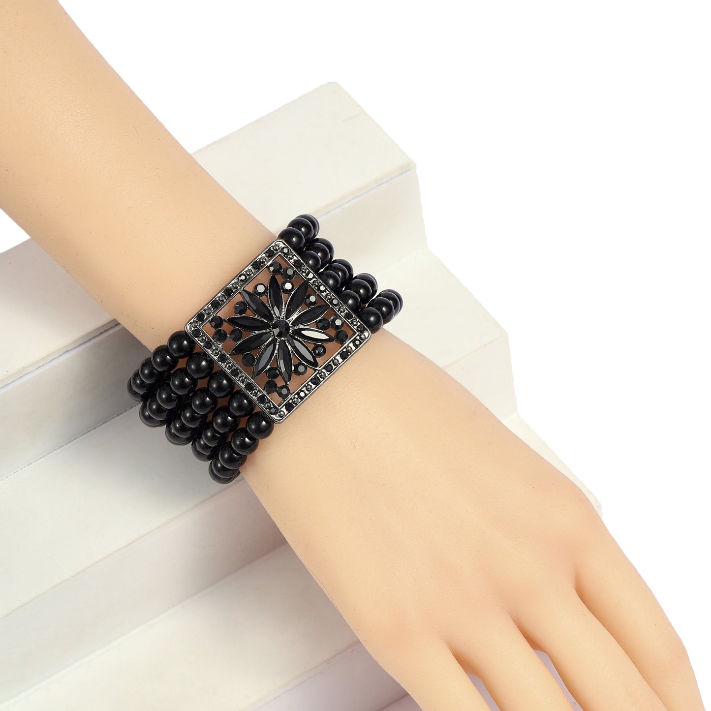 Fashionable Floral Pearl and Alloy Stretch Bracelet for Women with Handcrafted Detailing, Multi-Layer Party and Wedding Accessory